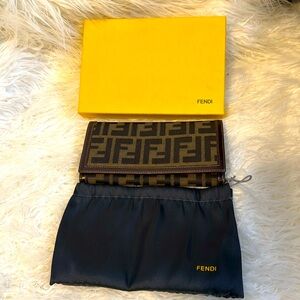Vintage Fendi Zucca Continental full set
